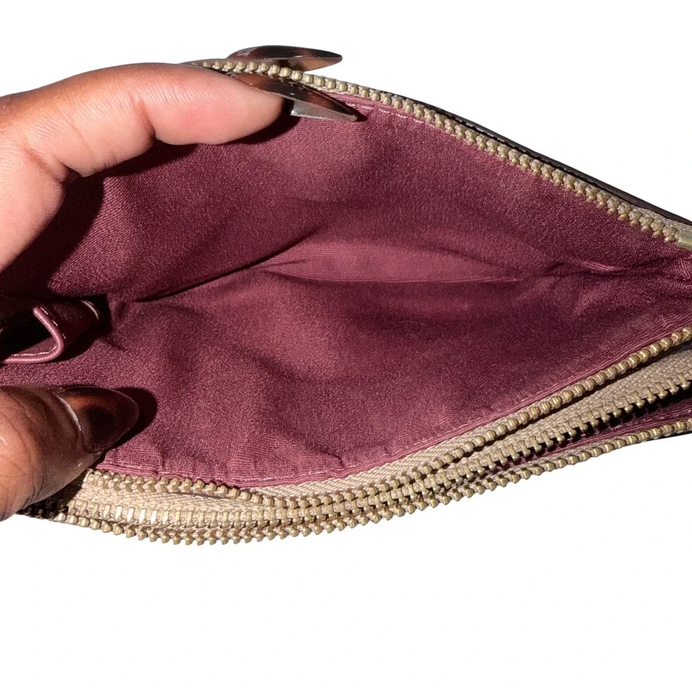 Coach Double Zip Wristlet Taupe Pebble Leather